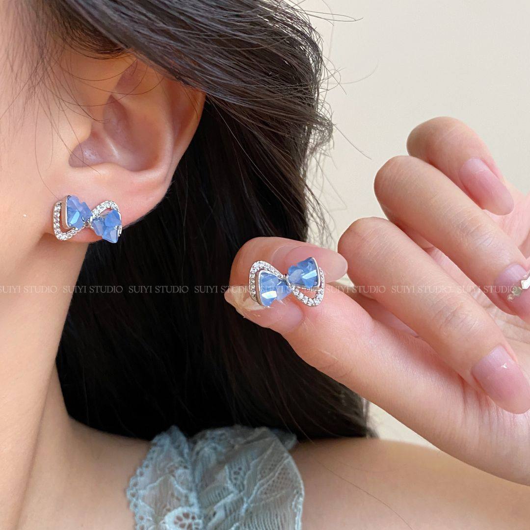 SUIYI 蓝色蝴蝶结耳钉女夏季微镶锆石玻璃水晶耳环小众高级感配饰