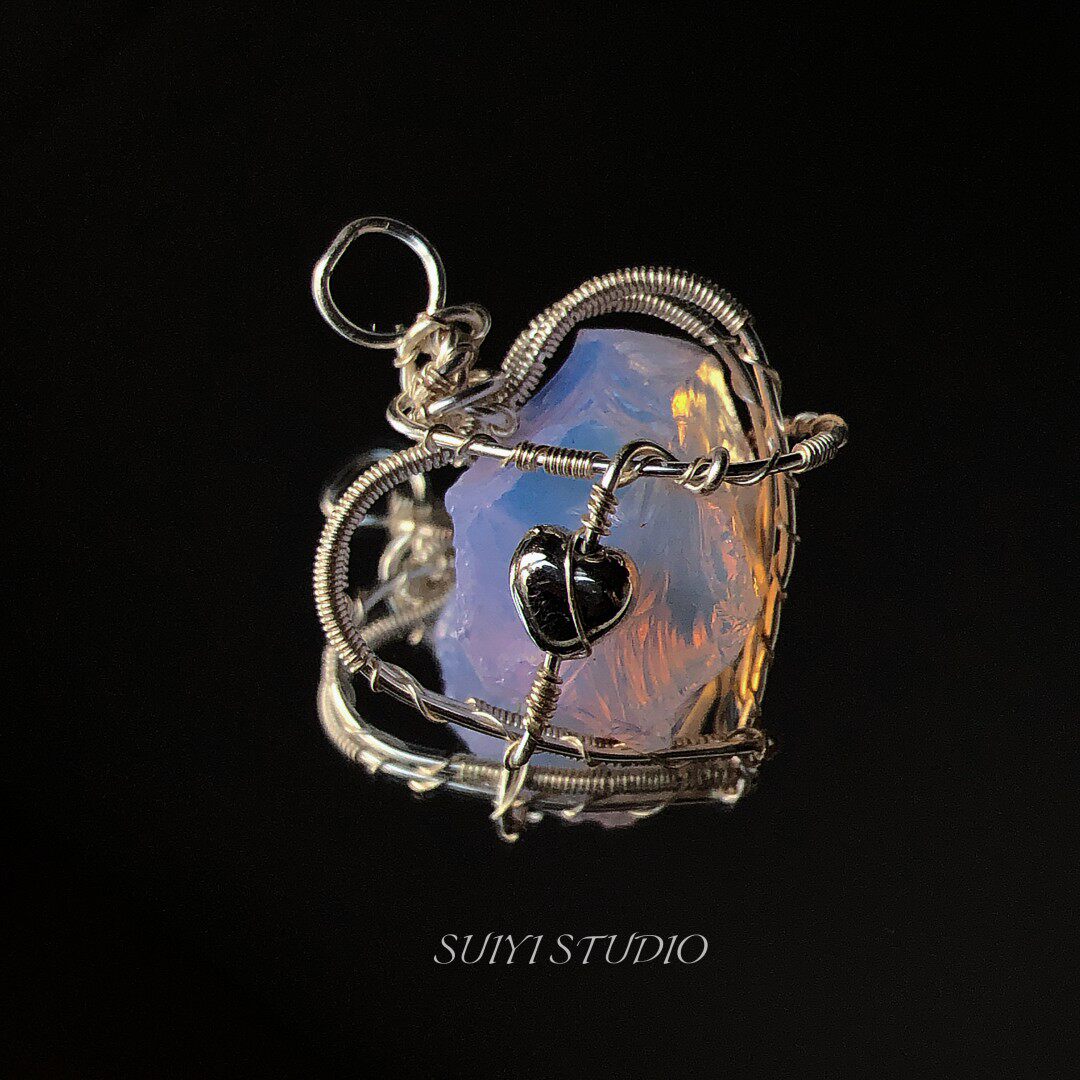 SUIYI 粉暮铸心 粉紫蛋白石心形原石吊坠女 日落金山氛围感锁骨链