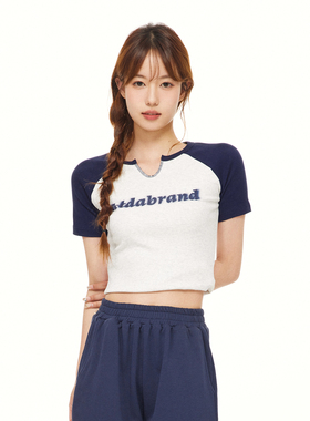 KTDA新款基础字母美式复古潮牌辣妹装T恤女插肩袖修身短款上衣夏