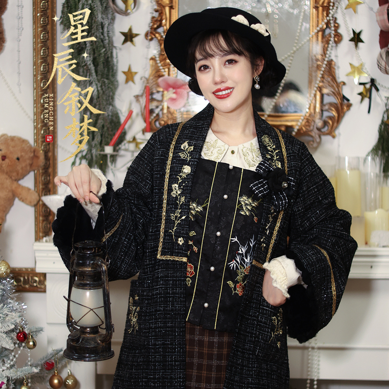 听月小筑【星辰叙梦】原创女冬季新中式短款小香风外套毛呢大衣