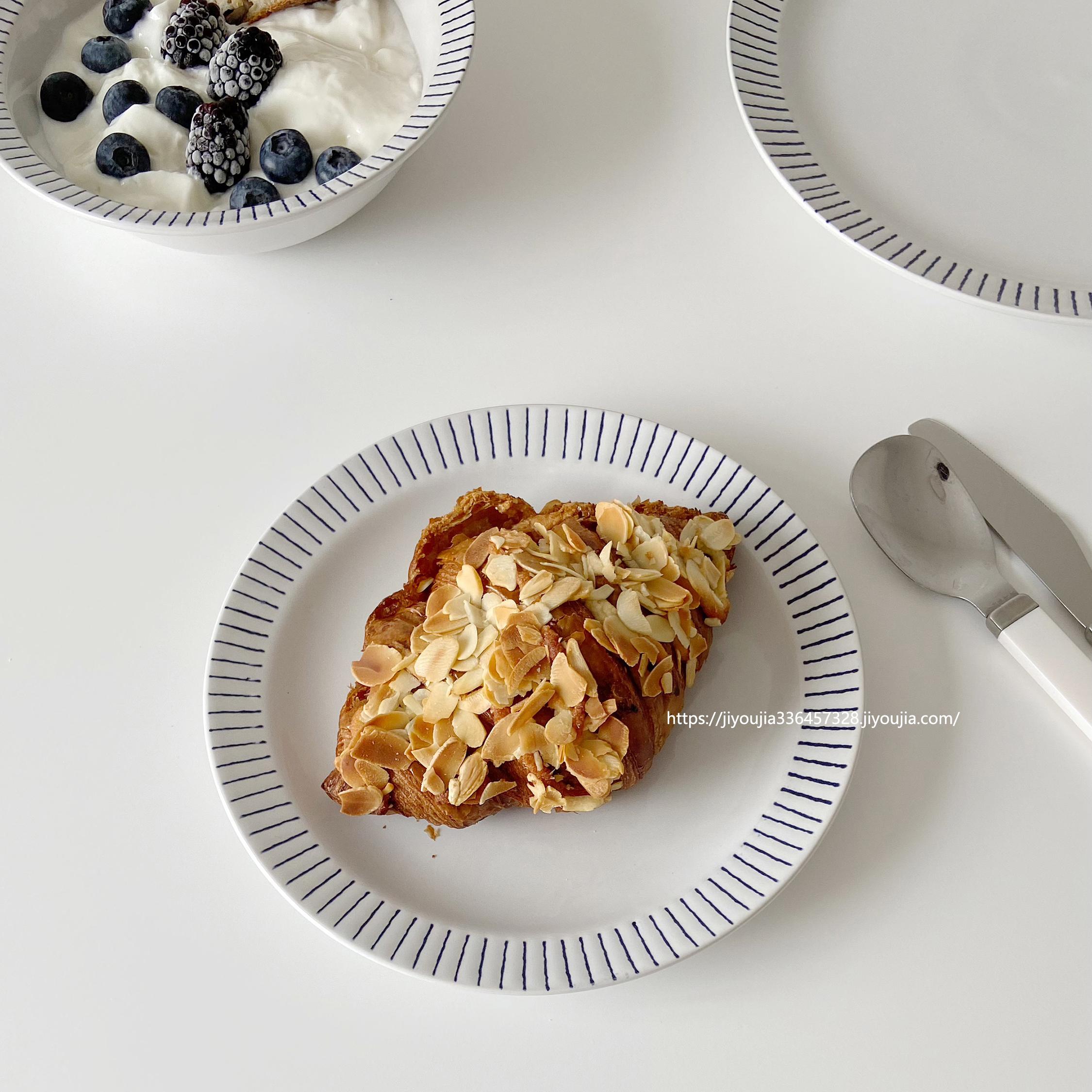 简餐盘陶瓷清新线条ins手绘酸奶