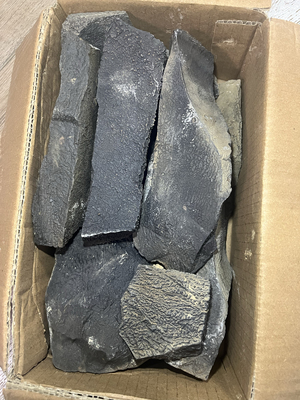 一物一拍 天然新疆戈壁滩未清理黑皱纹泥石奇石原石一箱约7.6公斤