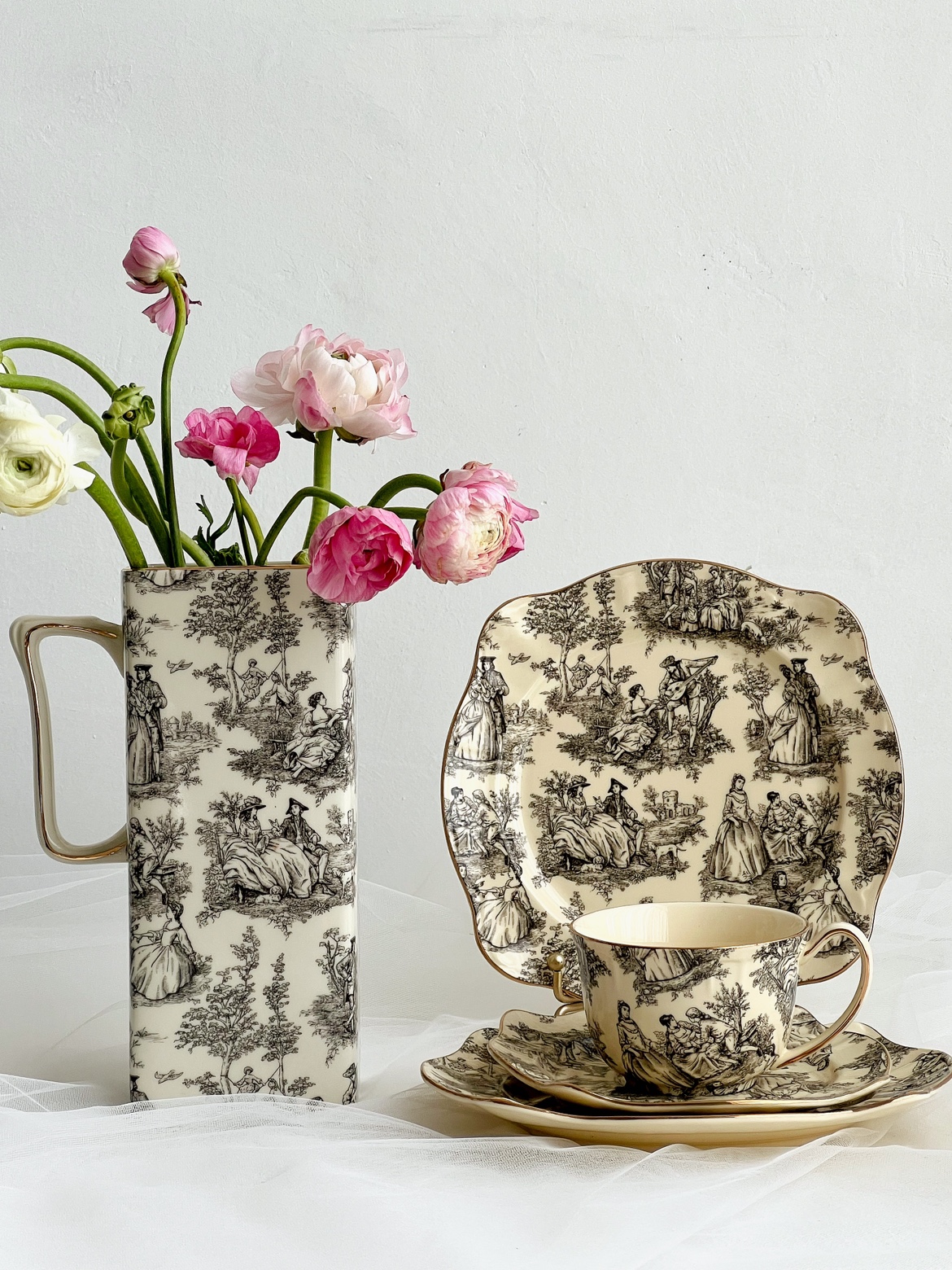 Vintage 出口欧洲人物系列 黑色油画感陶瓷花瓶咖啡杯盘一套