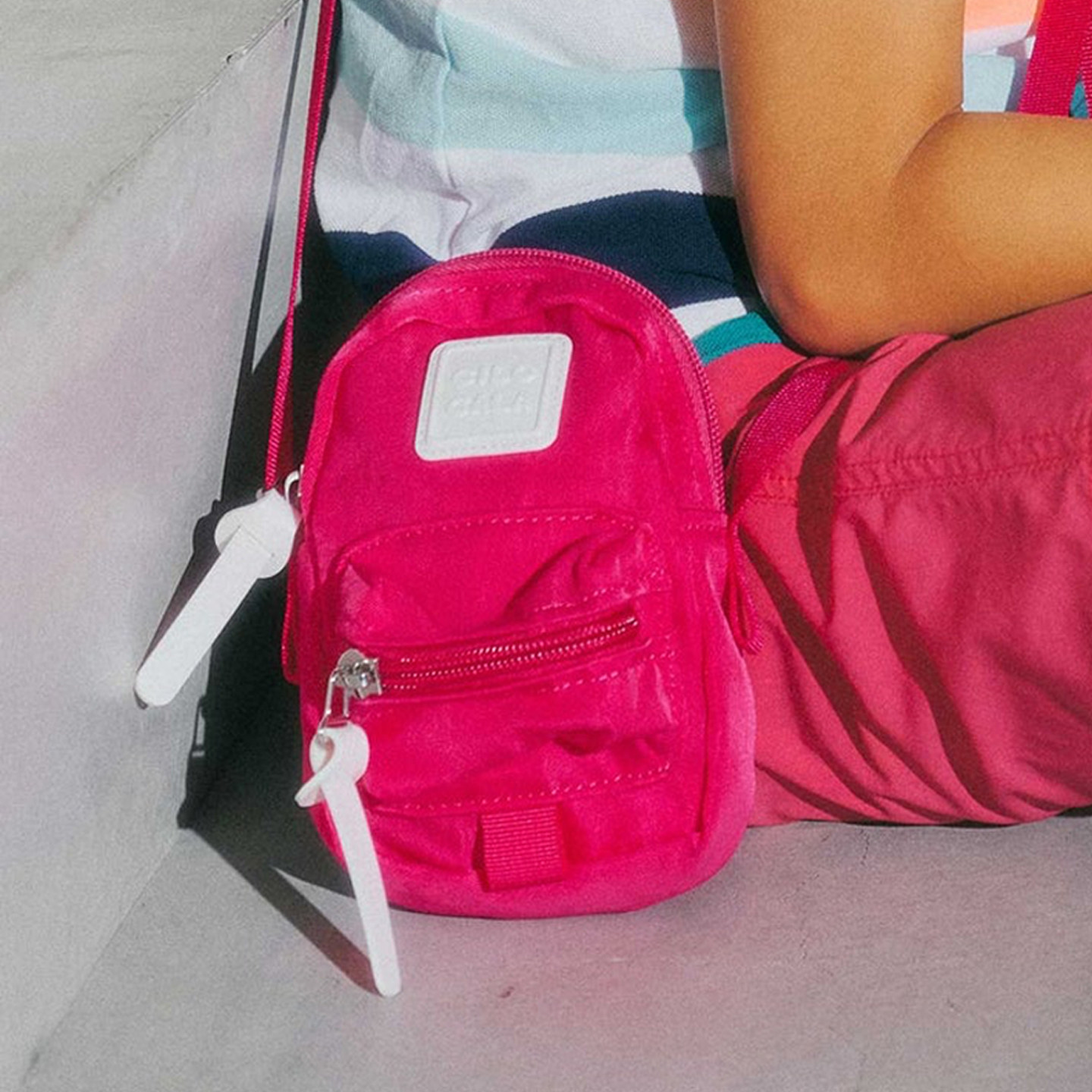 CILOCALA潮牌手机包男女斜挎迷你小包包时尚护照包防水小腰包