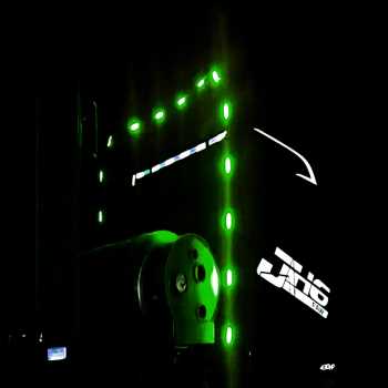 24V货车半挂车卡车后导流罩灯流光后尾翼边灯车尾灯改装氛围彩灯