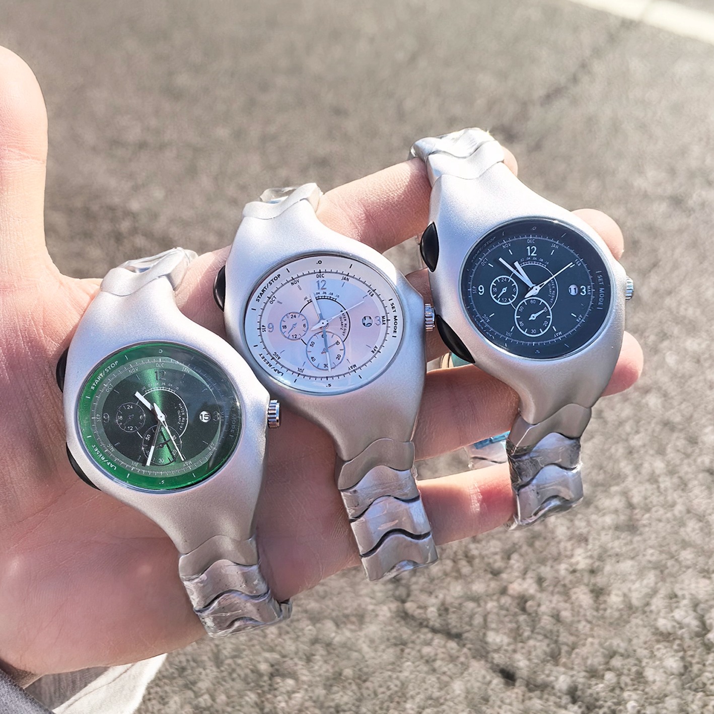 千禧年yY2K异形手表玩物风格扭曲高级夜光日历钢带欧美风男士手表