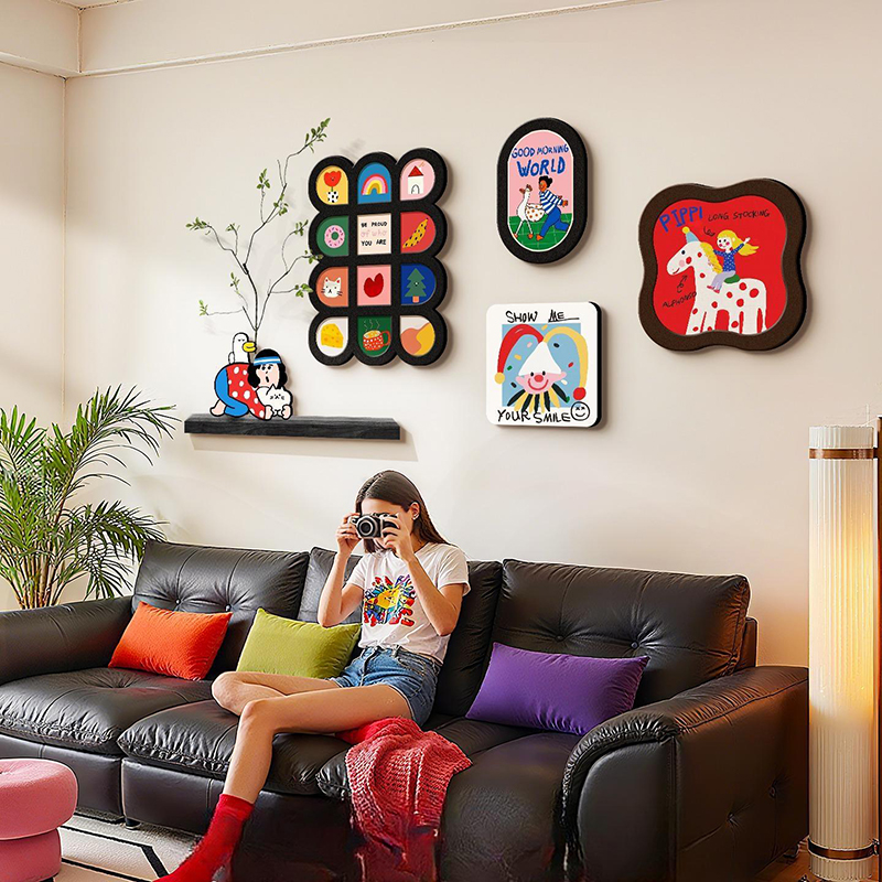 多巴胺客厅装饰画卡通沙发背景墙挂画艺术奶油风卧室有趣的墙壁画图片