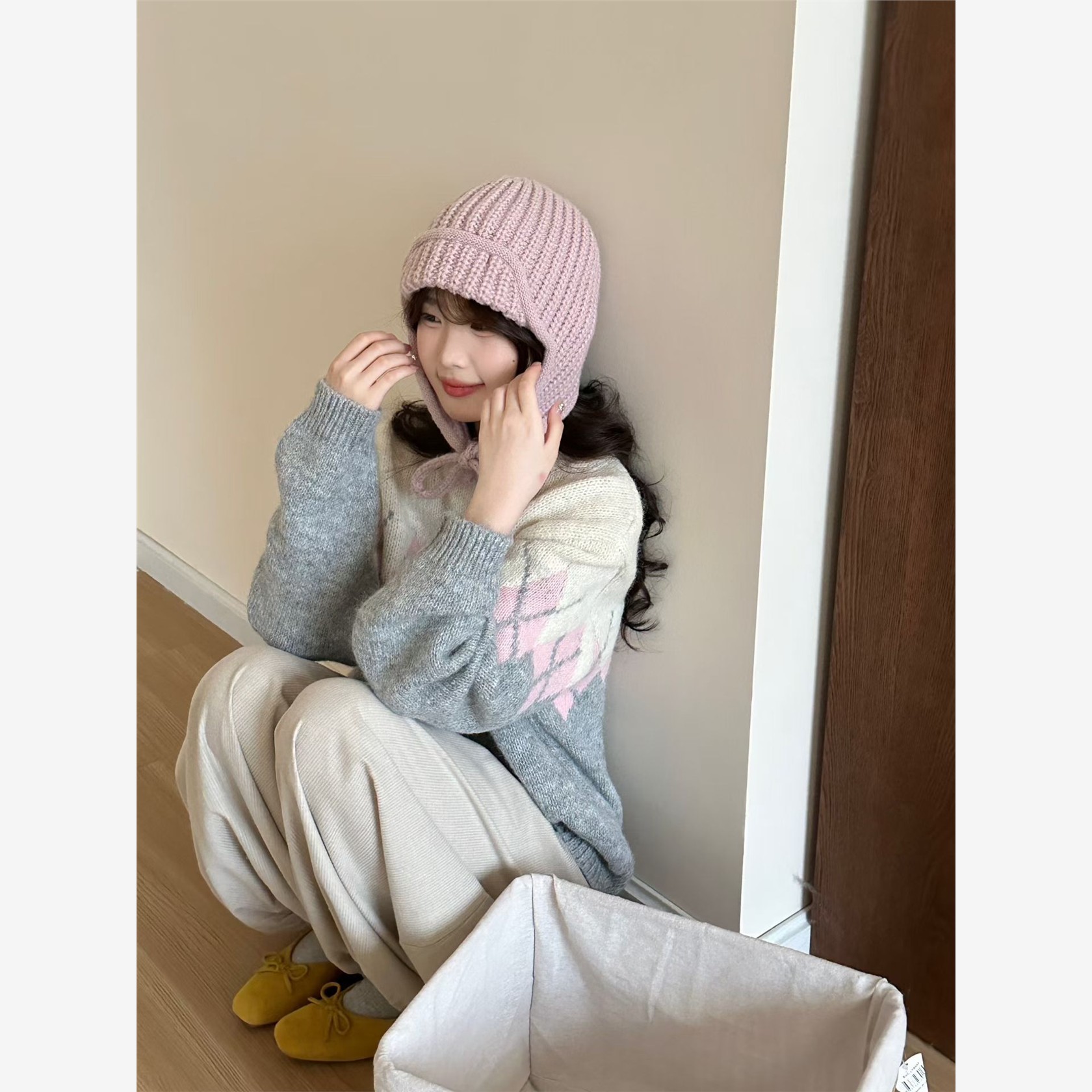 2025秋冬新款韩版宽松显瘦圆领氛围感撞色毛衣女百搭外套上衣