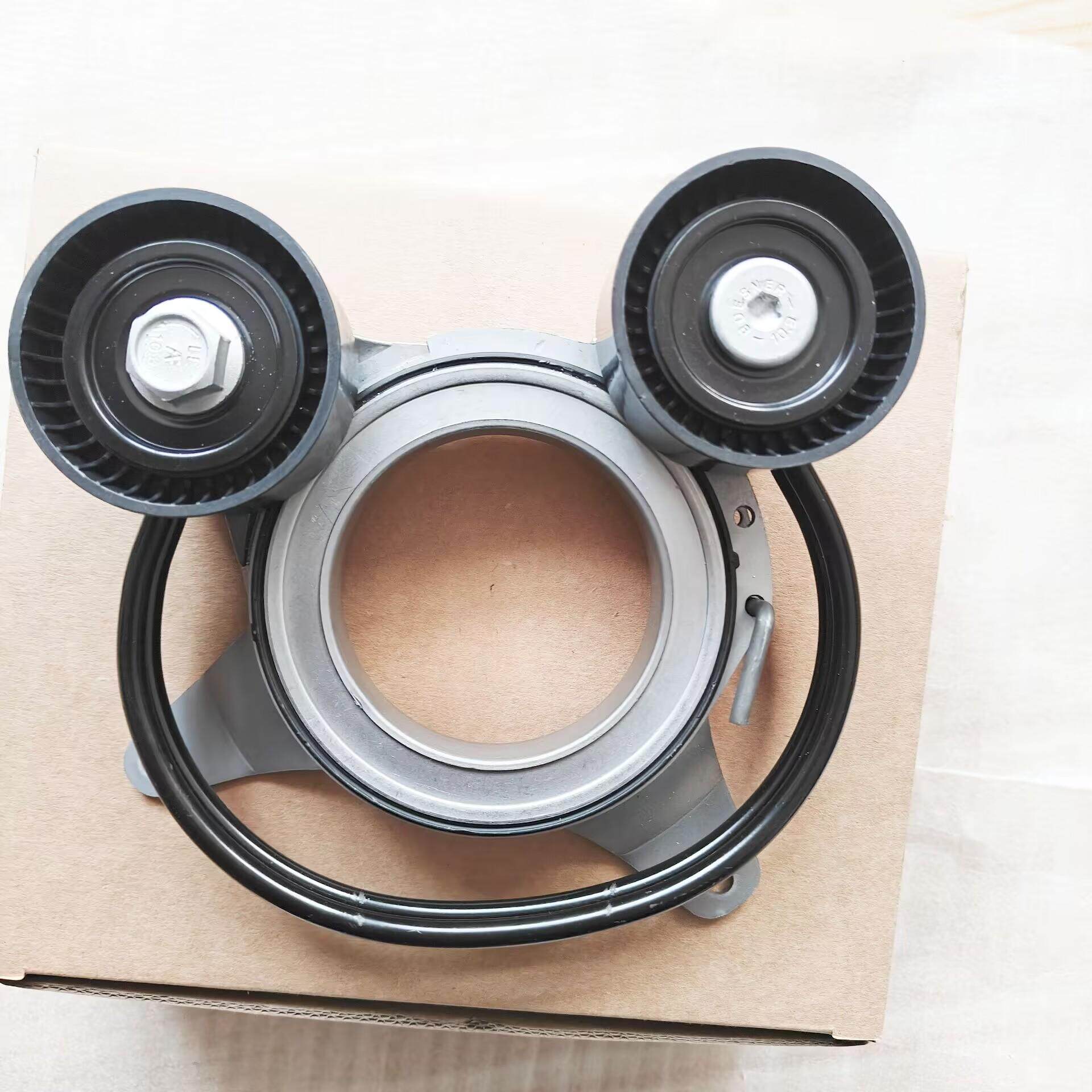 沃尔沃新款XC60XC90S90V90涨紧器发动机涨紧轮发电机皮带涨紧轮架