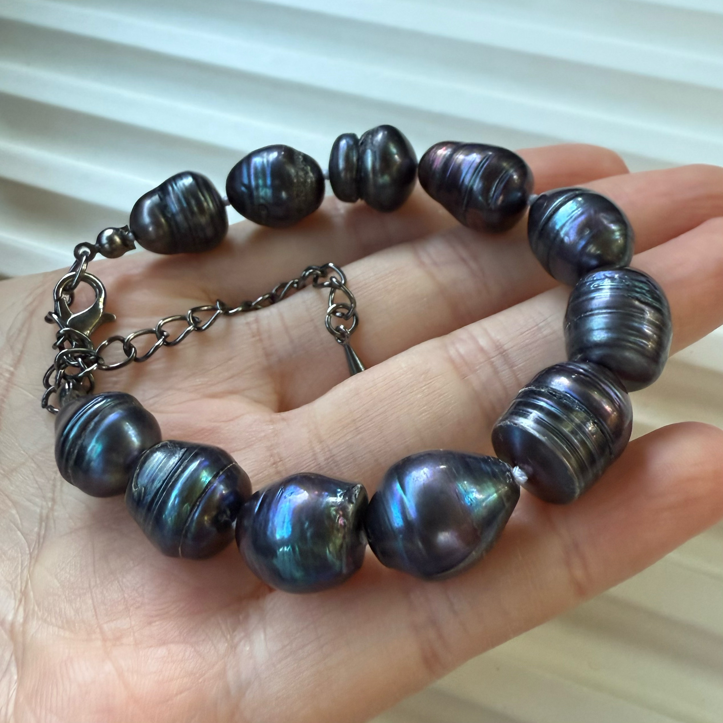 巨大炫彩螺纹天然珍珠手链串珠无核浓炫彩有延长链