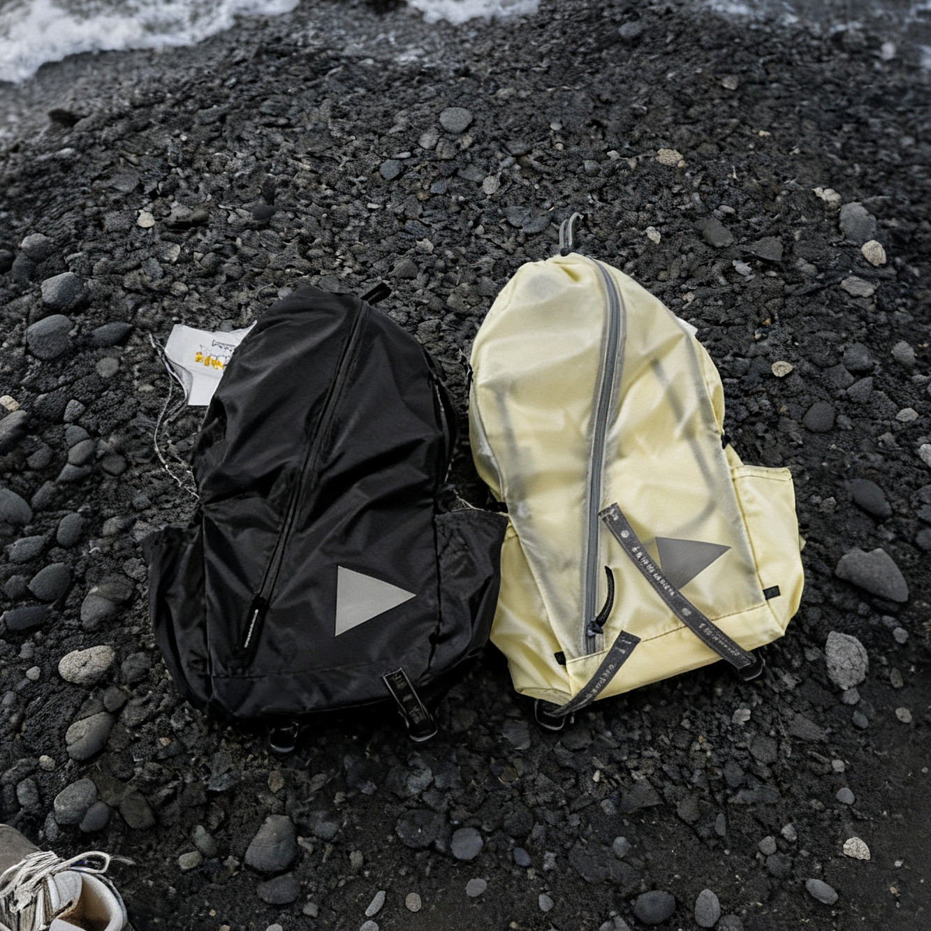日单Fppev天花板轻量化户外机能防水双肩包男女通勤旅行徒步背包