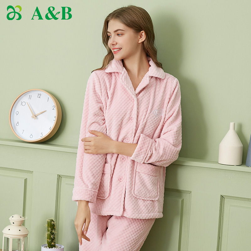 法兰绒翻领开门襟女士长袖长裤