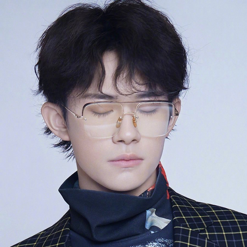 明星同款金属方框全框太阳镜复古网红个性墨镜女时尚穿搭眼镜