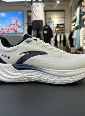 安踏PG7 旅步跑鞋2024秋男女新款缓震轻质网透气运动鞋112435546