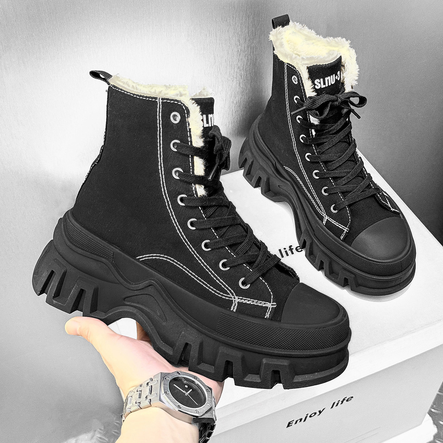 大码雪地靴马丁靴男2025秋冬季新款英伦风高帮加绒保暖棉鞋工装靴