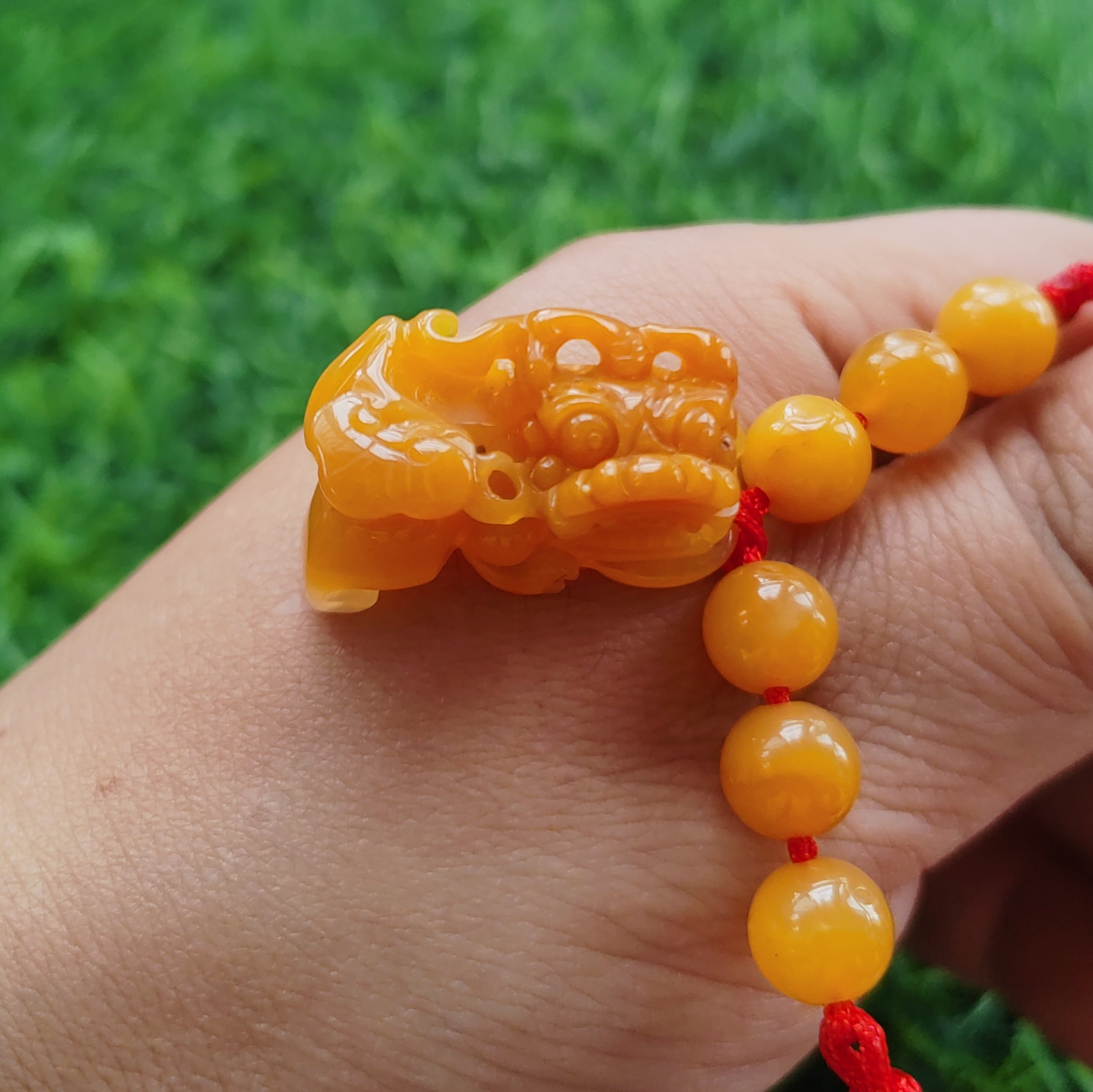 本命年必请全黄貔貅红绳编织手链纯天然玉石官方正品黄龙玉貔貅