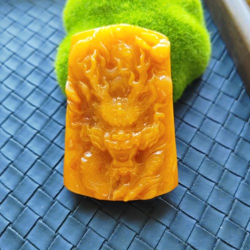 有证书精品全黄龙牌正品黄龙玉龙牌挂件1号天然原矿玉石69*45*13