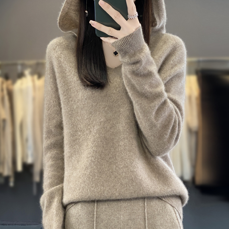 羊毛连帽针织衫女2023秋冬新款V领套头毛衣外套100羊毛带帽卫衣in