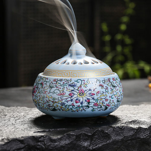陶瓷香炉珐琅彩缠枝莲