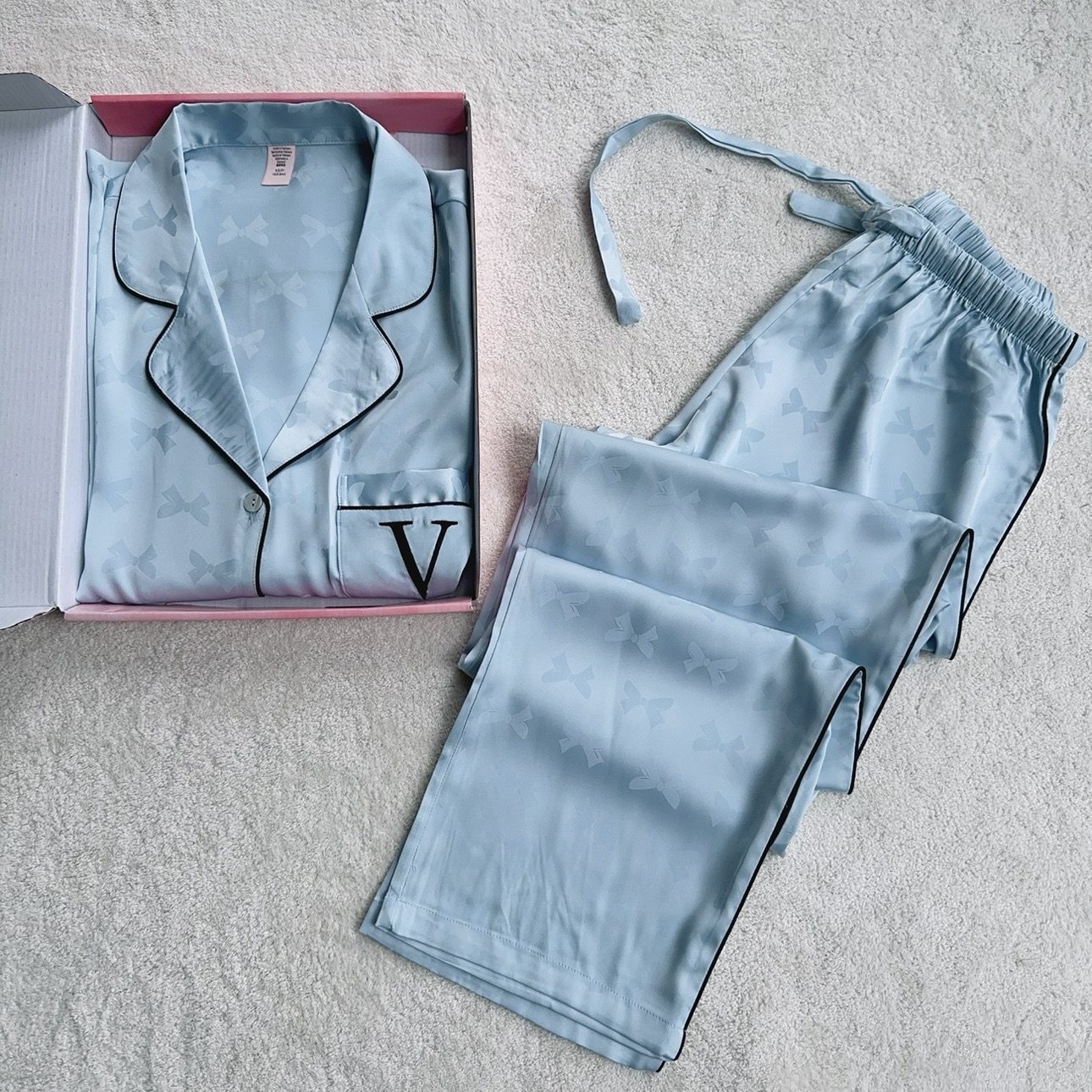 欧美单 25年新款蓝色蝴蝶结丝质缎面女士长短袖睡衣家居服套装,女士内衣/男士内衣/家居服,睡衣/家居服套装,淘宝优惠券,粉丝福利购,淘宝优惠卷