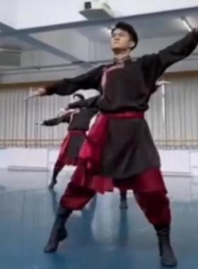 蒙古族舞蹈服2025新款男学生艺考练习服少数民族成人舞台表演服装