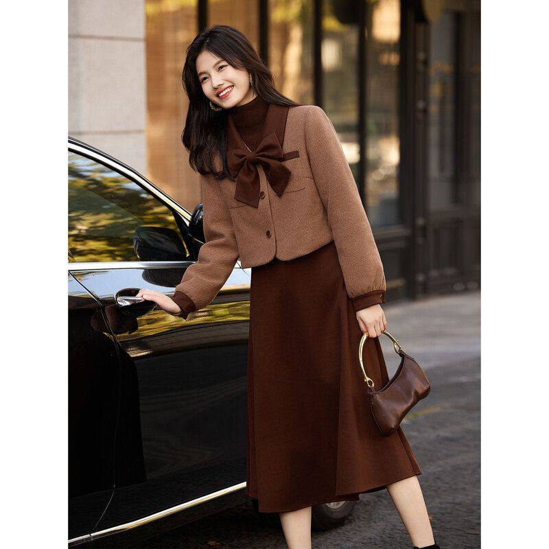 苏醒的乐园蝴蝶结90白鹅绒外套半身裙两件时尚羽绒服中长裙套装女