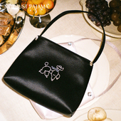 Not 钻石小狗22姆米真丝镶钻手提包桑蚕丝 PUPPY Just Pajama