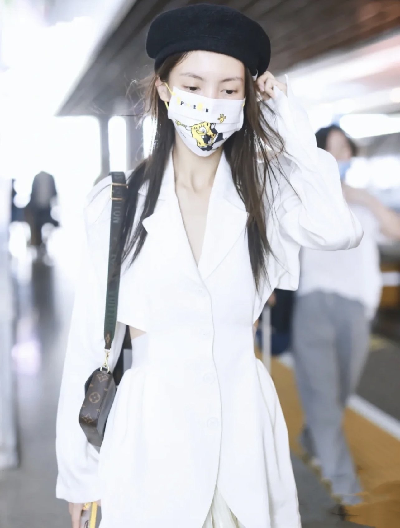 WEARABLE EVENT金晨同款 收腰露背廓形外套显瘦小众西装夹克上衣