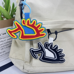 民谣歌手赵雷小刺猬纪念款应援周边不织布文字挂件钥匙扣包包挂饰