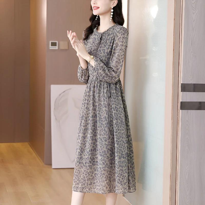 大码女装新款女士长袖连衣裙春秋装时尚气质妈妈裙子胖mm显瘦遮肉