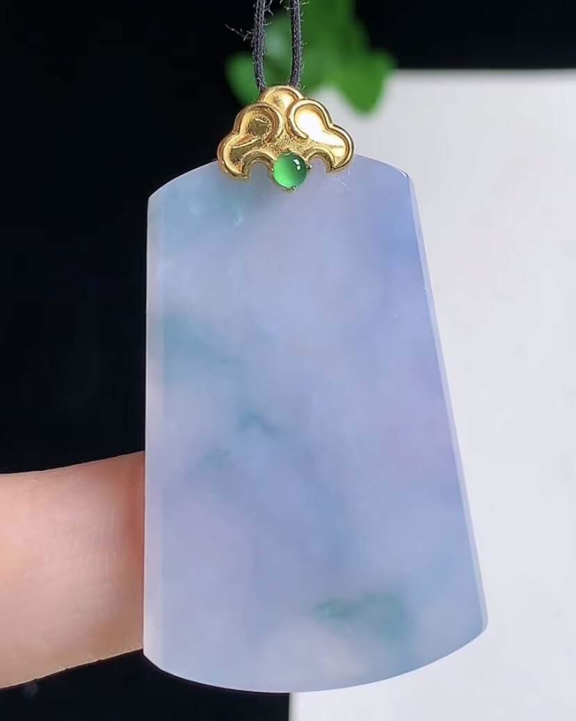 天然A货翡翠 缅甸正品玉坠18k金镶冰紫飘花无事牌吊坠