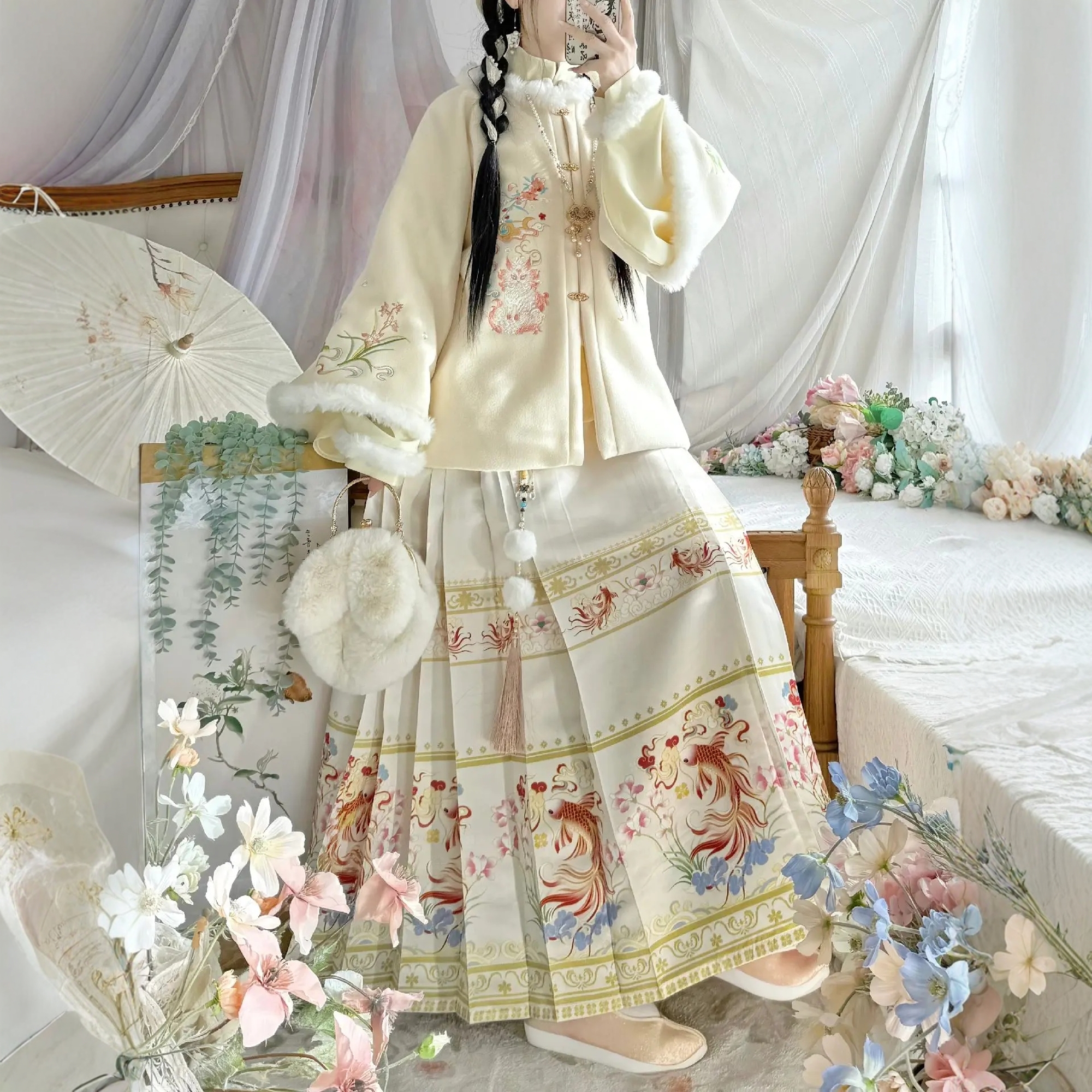 原创汉服女【鲤儿】明制加绒加厚圆领短袄琵琶袖马面裙套装冬季款