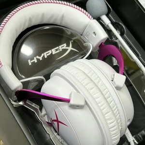全新正品仅拆封 HyperX极度未知 飓风Cloud2头戴式粉白游戏耳机