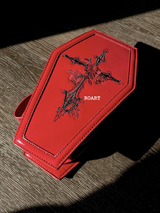 ROART 棺材手提包吸血鬼暗黑摇滚哥特朋克红色漆皮刺绣化妆包手提