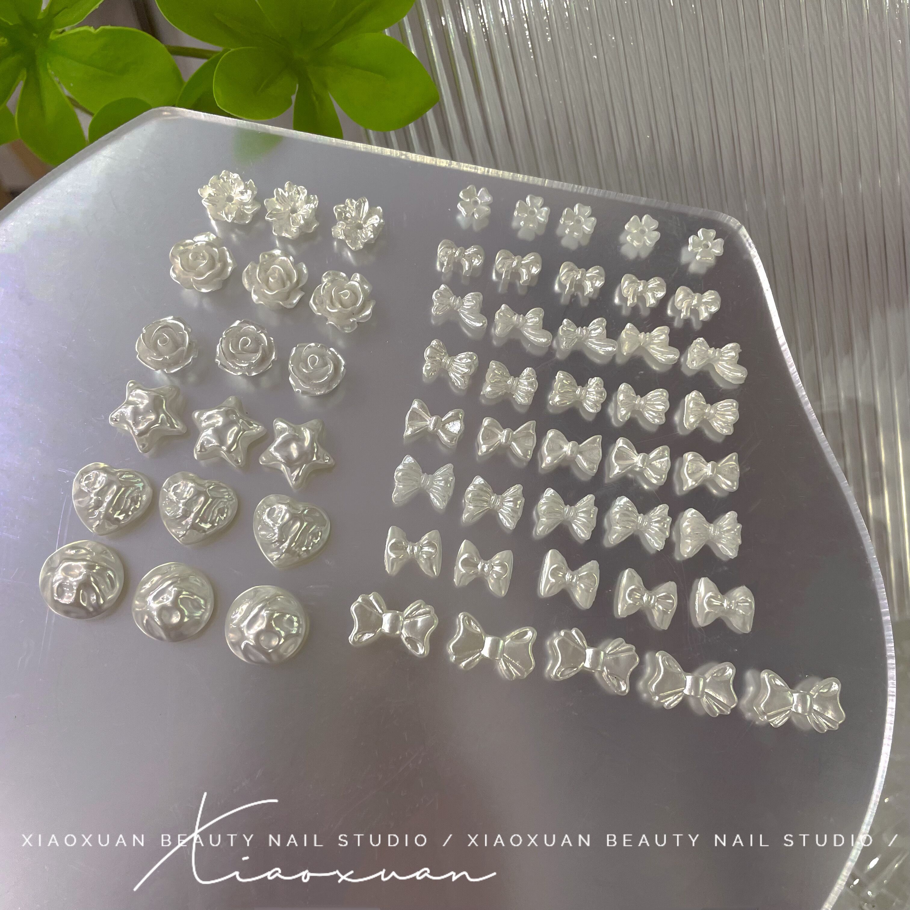 LZ白色蝴蝶结褶皱爱心美甲饰品
