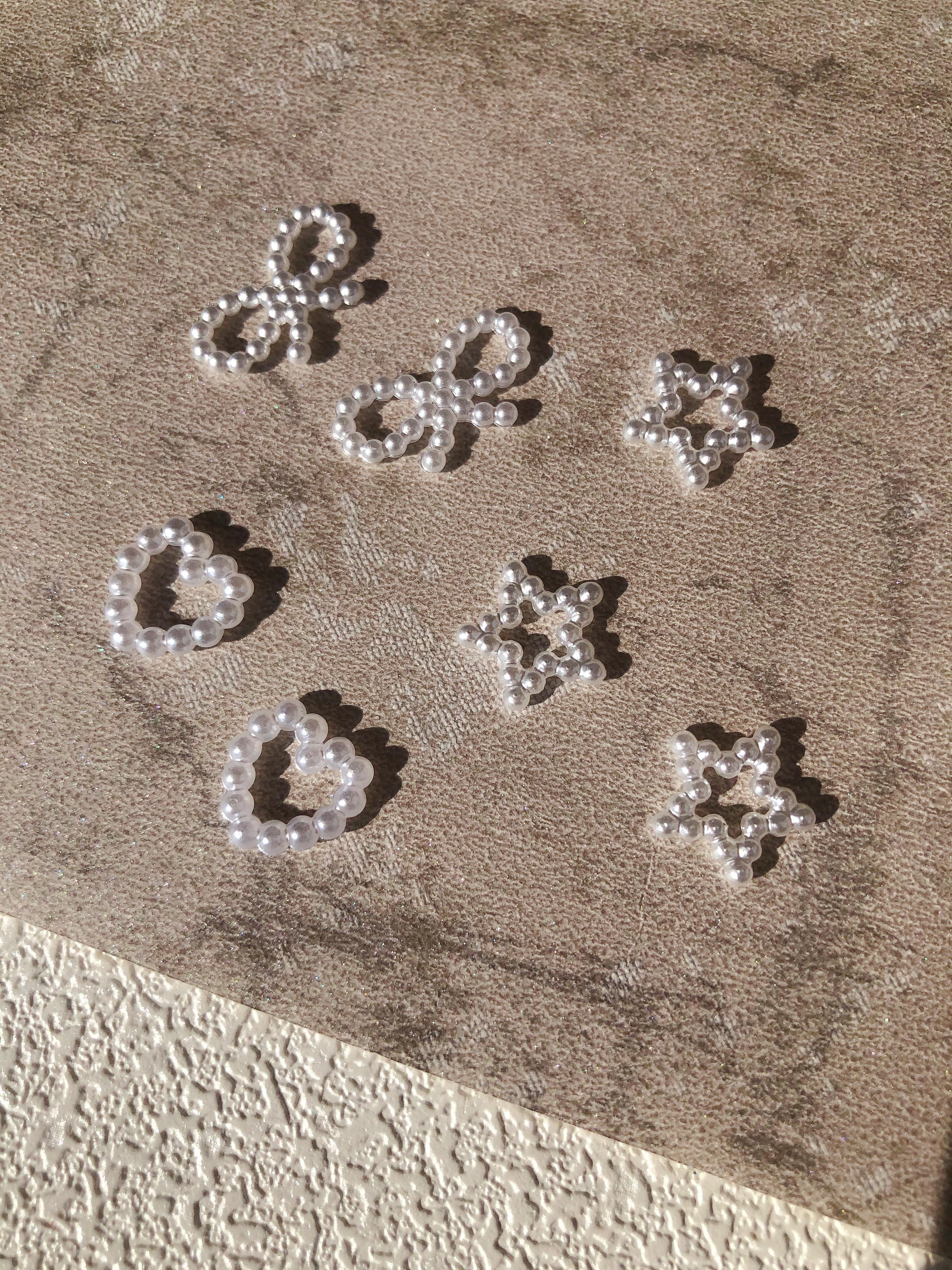 珍珠白色心形混装指甲贴