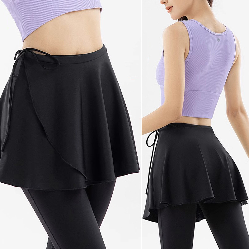 大码瑜伽遮臀裙罩跑步防尴尬健身屁帘女运动一片式瑜伽裤遮挡裙