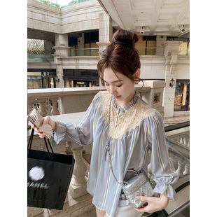 鱼兔子 女浅蓝条纹雪纺上衣 兔子「清新雨物」蕾丝镂空拼接衬衫