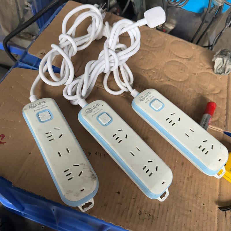 (议价)3个二手正牛ZN-1827插排,带开关,3位插头,线长1.8