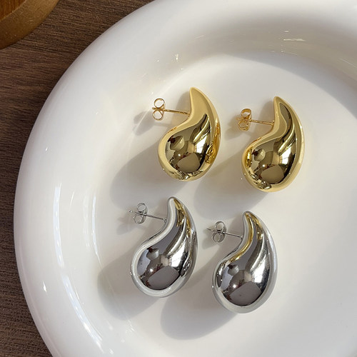 新款高级感独特空心水滴耳钉