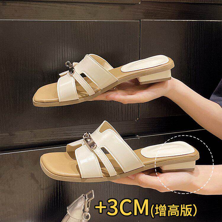 法式低跟凉拖鞋女外穿2026夏季新款配裙子仙女气质坡跟沙滩一字拖