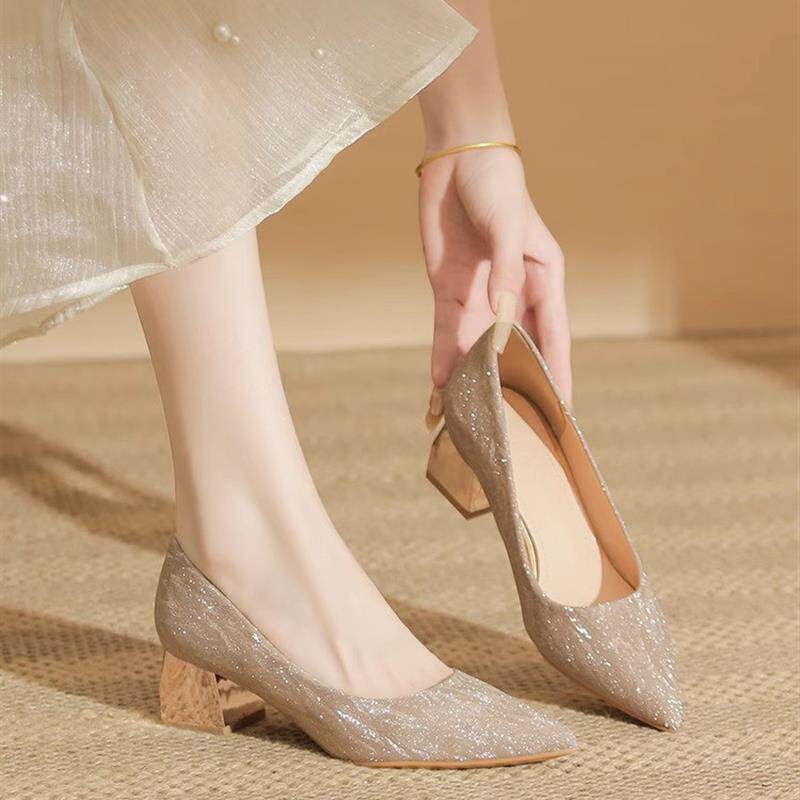 香槟色高跟鞋女粗跟不累脚高级感妈妈配旗袍婚礼婚宴单鞋舒适中跟
