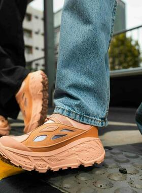 代购Hoka OneOne Stinson Breeze时尚橙色镂空设计透气越野跑鞋