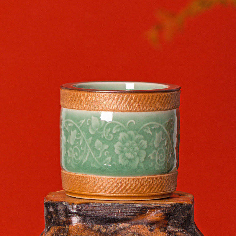 龙泉青瓷大师纯手工陶瓷单杯个人主人杯扳指杯梅子青功夫普洱茶杯