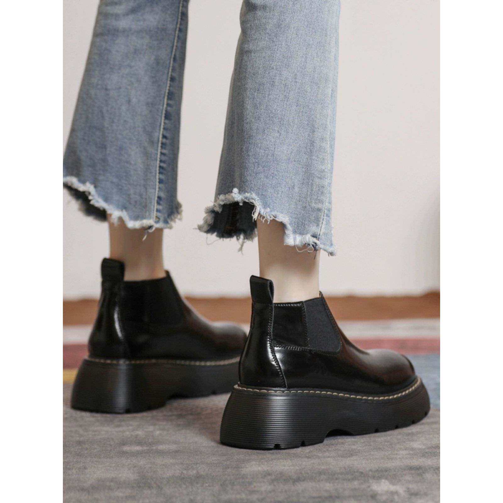 厚底马丁靴女2025年秋冬新款英伦风真皮烟筒靴一脚蹬切尔西短靴女