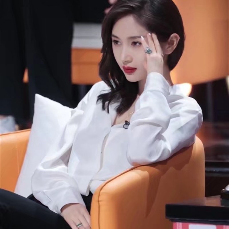 王子文明星同款白衬衫女V领桑蚕丝气质春秋OL设计感真丝衬衫