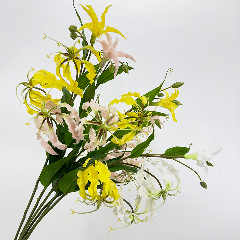 仿真假花嘉兰火焰百合假花装饰花摄影婚庆道具艺术插花礼品红色