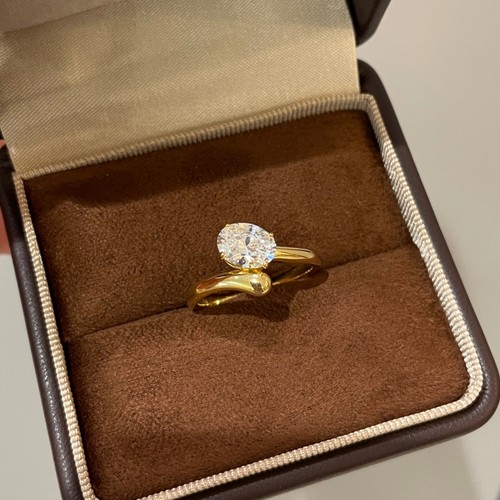 ins风1.25克拉错臂鸽子蛋戒指女