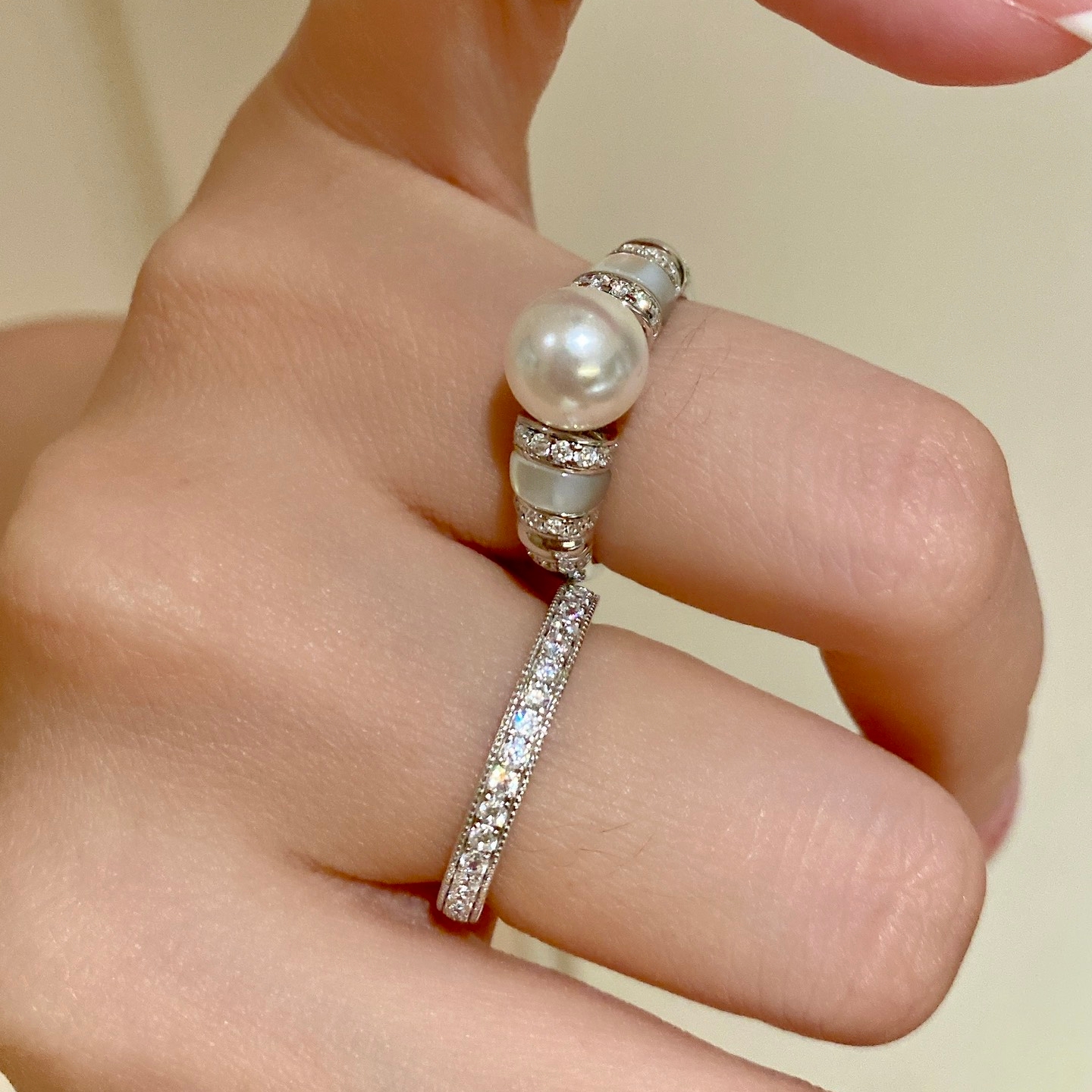 珠边排钻戒指复古白贝母珍珠戒指