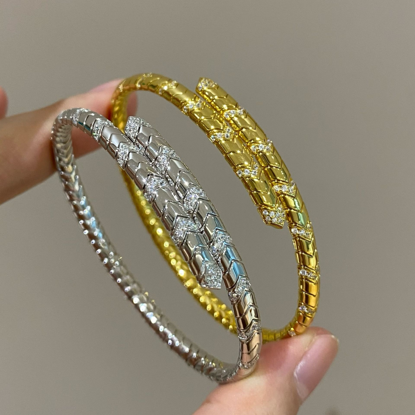 中古风弹簧力蛇手镯女925银镀金